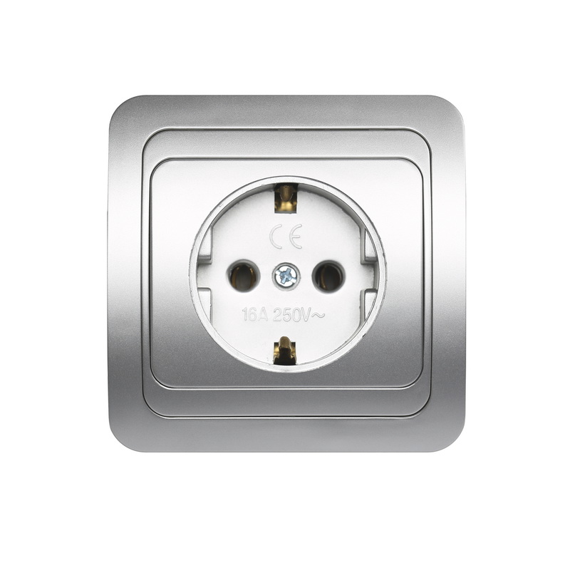 Розетка Серебро 1-местная с заземлением  CП16А SmartBuy "Марс" (10)